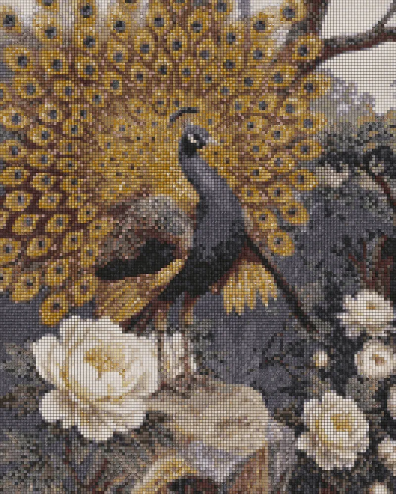 The Threshold als Steinmosaik: ein Pfau mit goldenem Federrad über weißen Blüten.